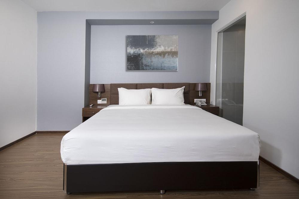 The Blue Hotel Ho Chi Minh City Exterior photo